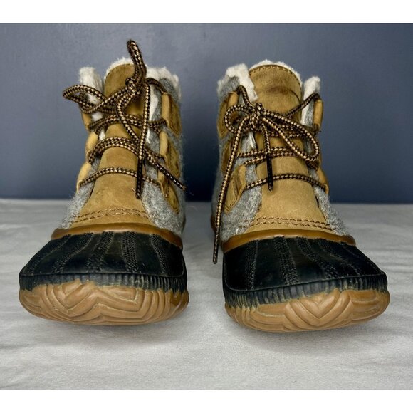 Sorel Out N About Boots Womens 8.5 Gray Tan Waterproof Duck Boot Faux Fur Sherpa - Picture 6 of 16